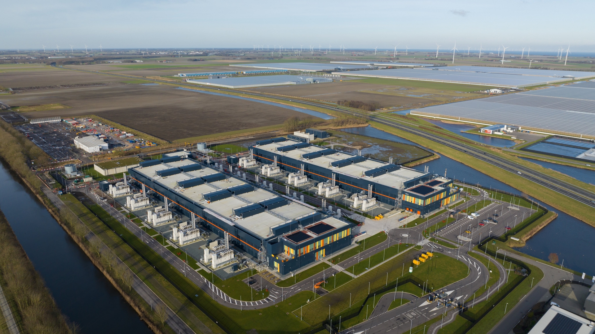 Five things to know if you’re a land developer building your first data centre